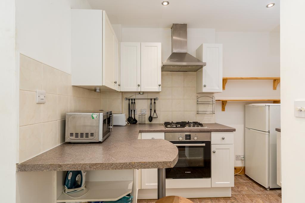 Apartment in Edinburgh, Merchiston - View 5