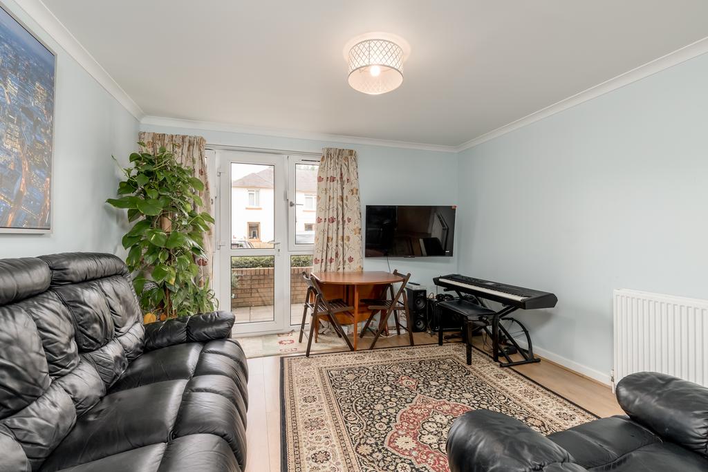 Apartment in Edinburgh, Stenhouse, Stenhouse, Saughton Mains and Whitson - View 3