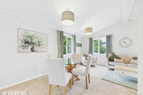 2 bedroom park home for sale, North Front, Halsnead Park, L35