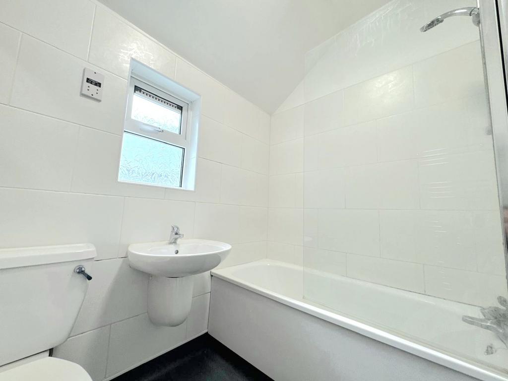 House in Cardiff - View 4