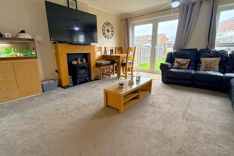 3 bedroom end of terrace house for sale, Charnwood Close, Birmingham B45