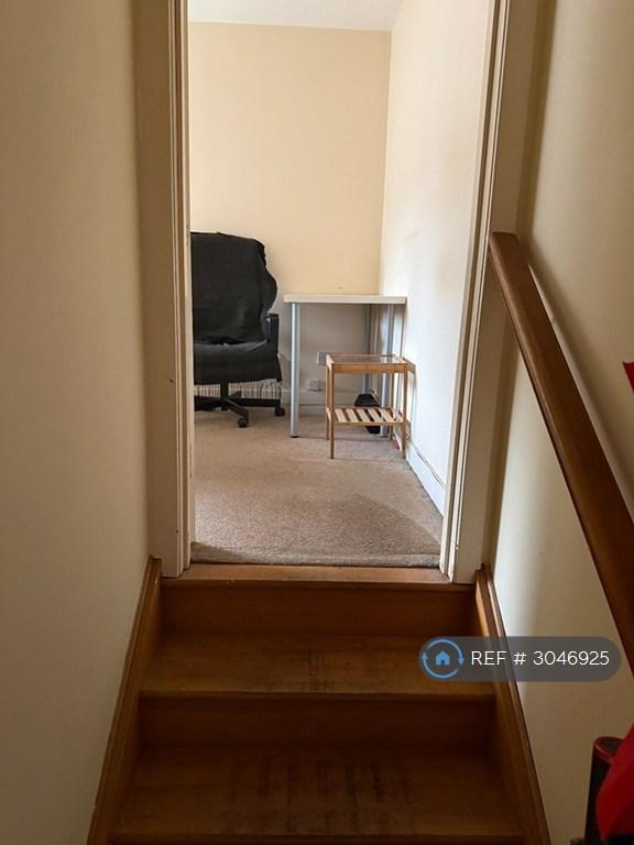 Apartment in Glasgow - View 4