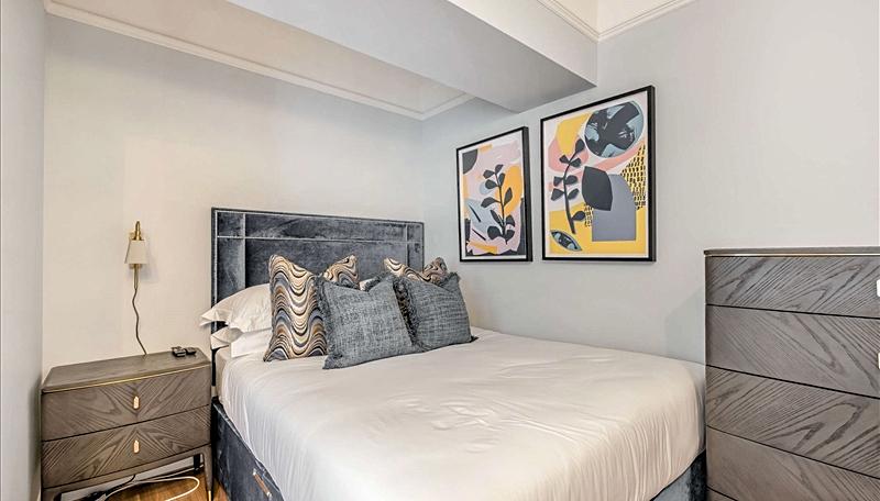 Apartment in Chelsea - More