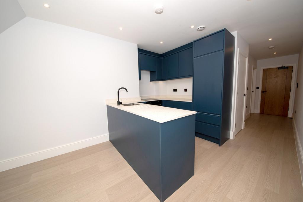 Apartment in Reading - View 2
