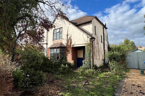 3 bedroom semi-detached house for sale, 46 Orchard Way, Stratford-upon-Avon, CV37 9QE
