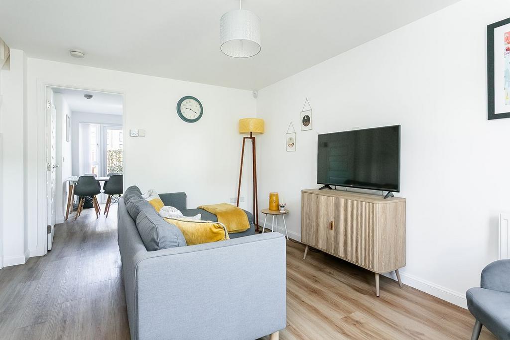 House in Edinburgh, Gogarloch, South Gyle - View 2