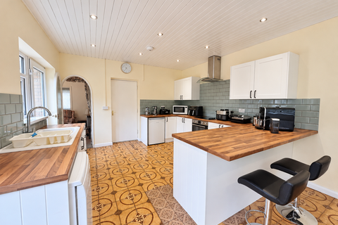 3 bedroom detached bungalow for sale, Craig Hir, Radyr, Cardiff