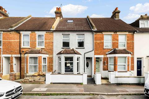 3 bedroom terraced house for sale, Thanet Gardens, Folkestone, CT19