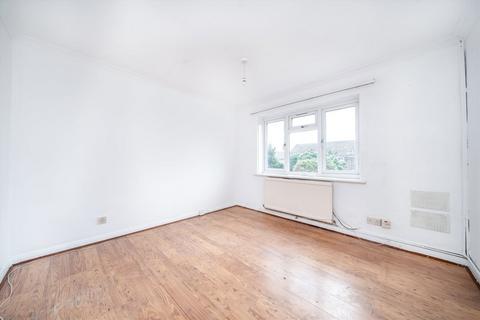 2 bedroom flat for sale, Sutton Road, Hounslow TW5