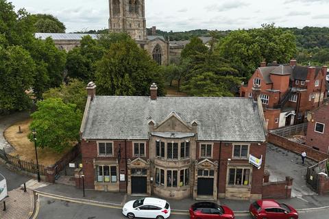 Pub to rent, Church Way Chesterfield S40 1SF