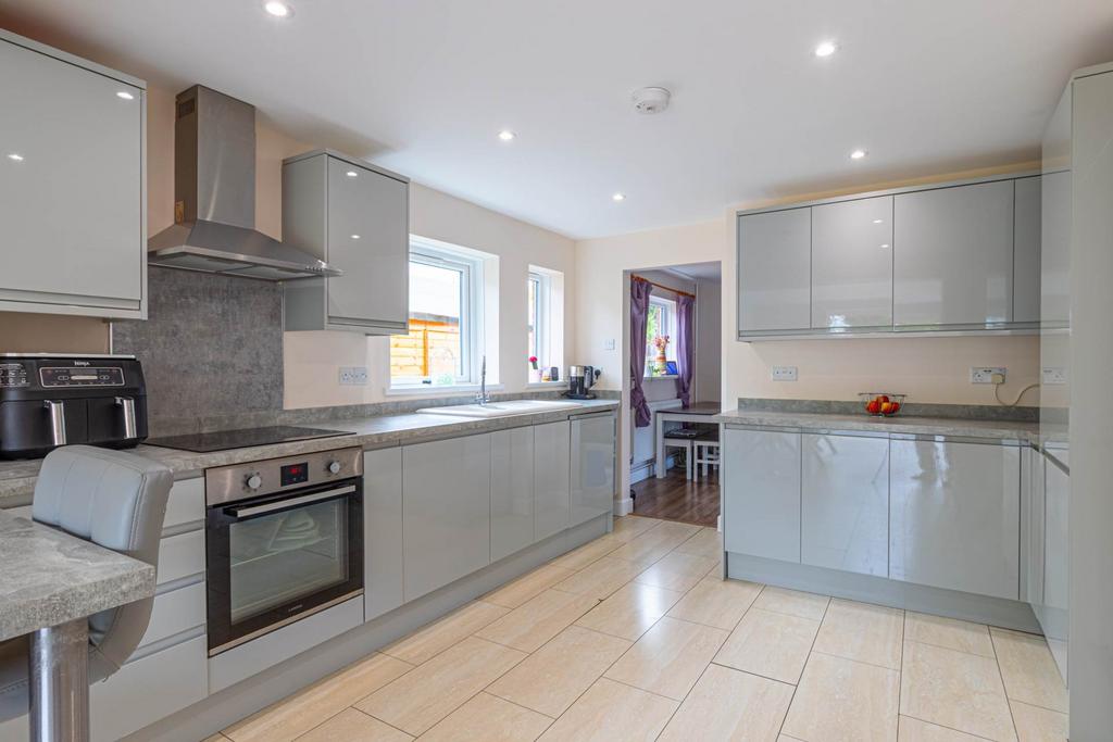 House in Reading - View 3