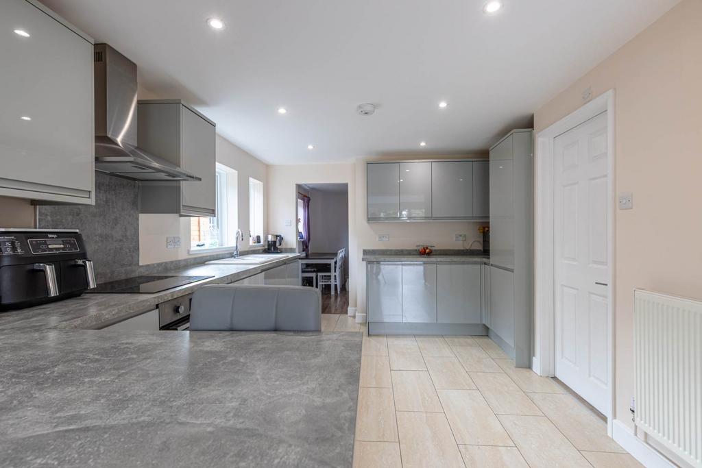 House in Reading - View 5
