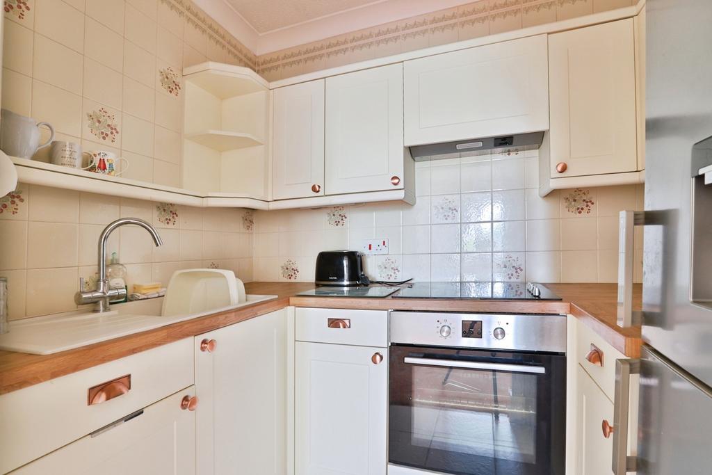 Apartment in Dorset - View 5