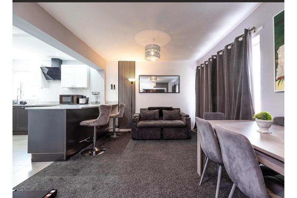 House in Nottingham - More