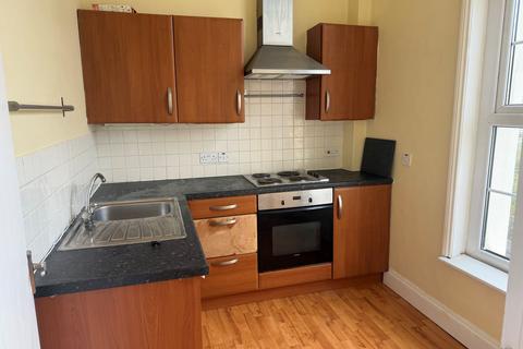Studio to rent, Flat 5,  2 Dolphin Passage, Dover