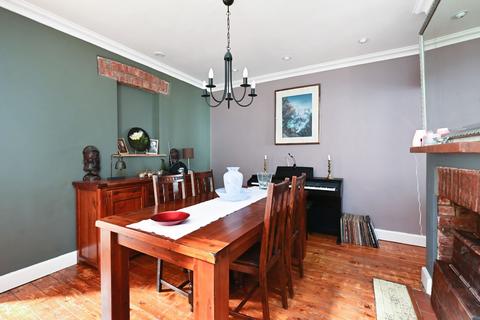 3 bedroom semi-detached house for sale, Peabody Road, Farnborough, GU14