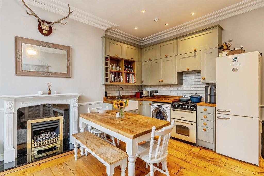 Apartment in Bristol - View 5