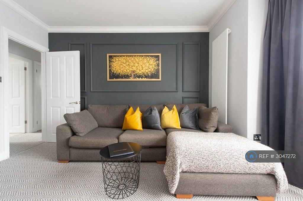 Apartment in London - View 3