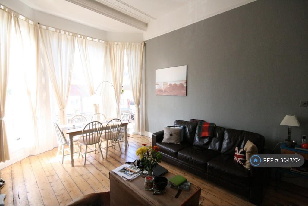 Apartment in Hove - View 2