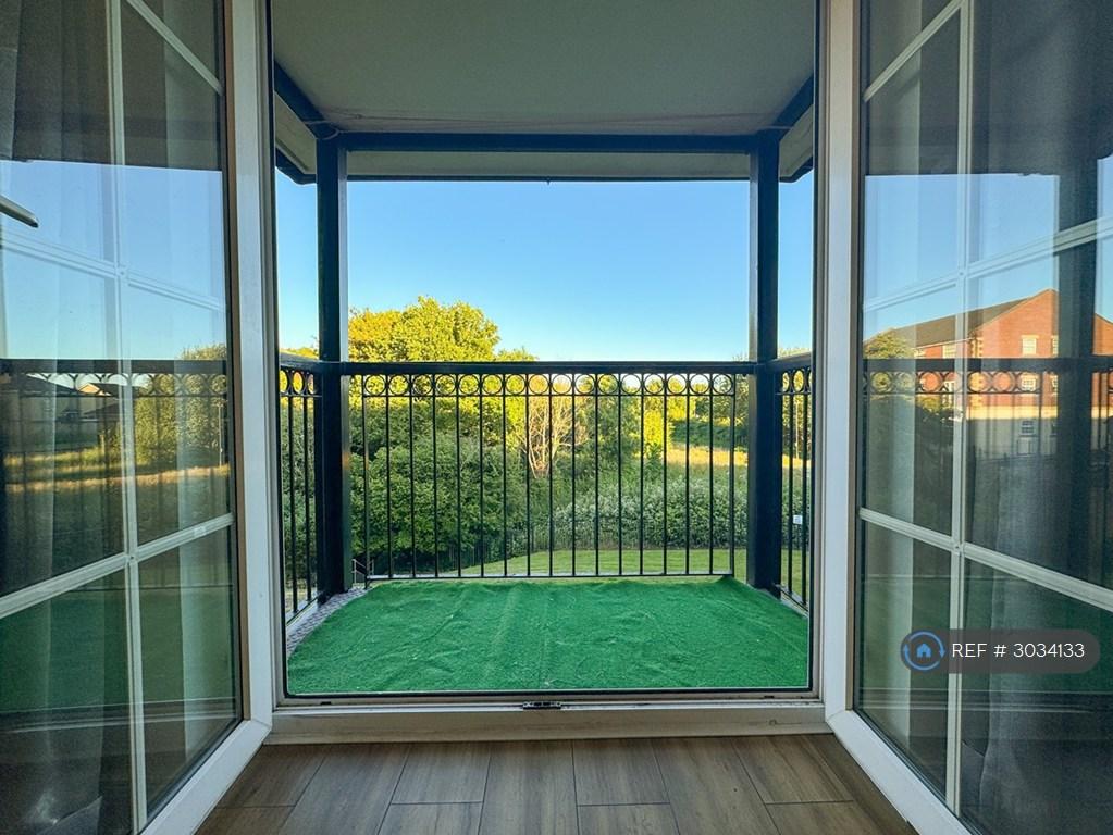 Apartment in Bradley Stoke, Bristol - View 4