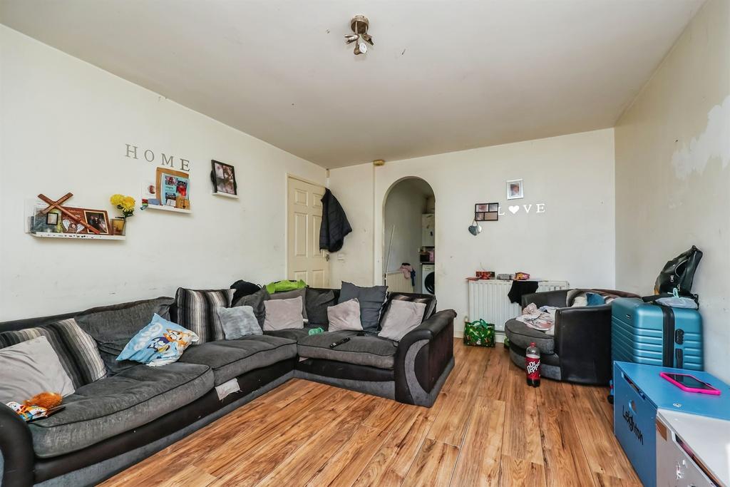 Apartment in Nottingham - View 3