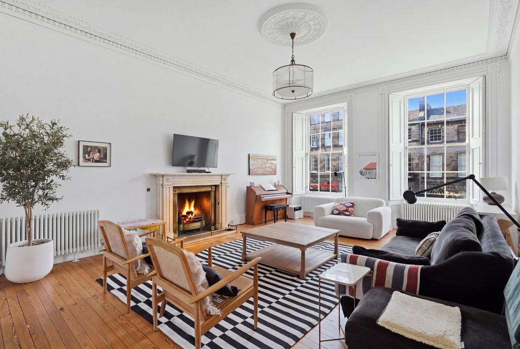 Apartment in Edinburgh - View 4