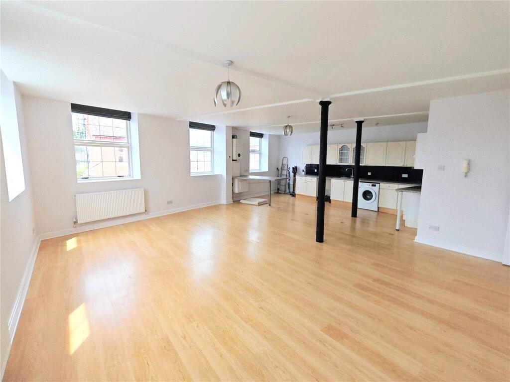 Apartment in Nottingham, Old Basford - View 3