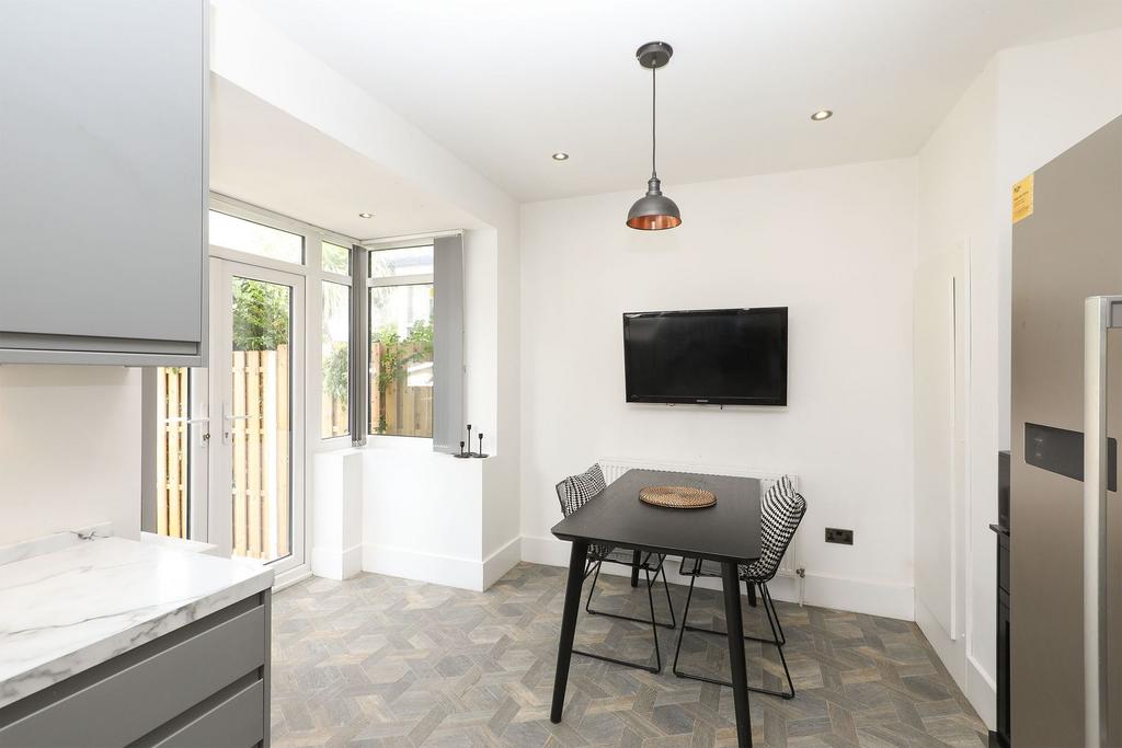 House in Sheffield - View 3