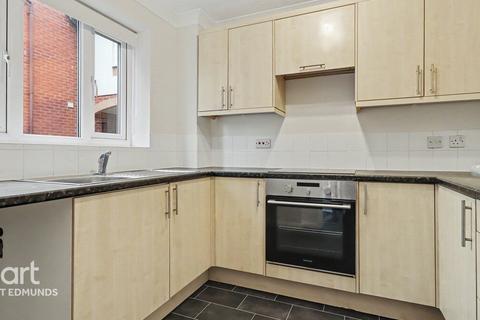 2 bedroom terraced house for sale, Greenways Crescent, Bury St Edmunds
