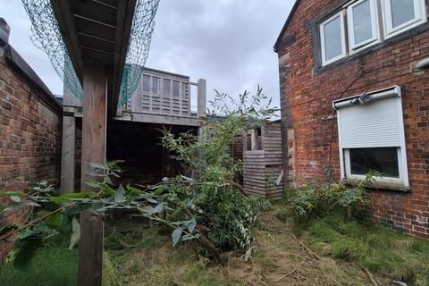 3 bedroom semi-detached house for sale, Almonds Green, LIVERPOOL
