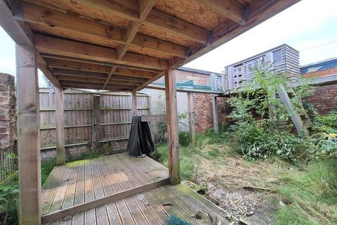 3 bedroom semi-detached house for sale, Almonds Green, LIVERPOOL