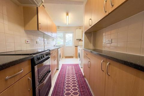 3 bedroom terraced house for sale, Hearn Rise, Northolt, UB5