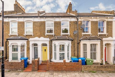 3 bedroom house for sale, Kincaid Road, London SE15