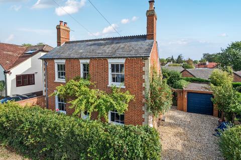 3 bedroom detached house for sale, West End Grove, Farnham, GU9