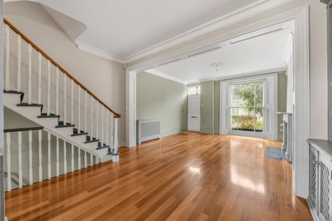 4 bedroom terraced house to rent, Clifton Hill, London, NW8