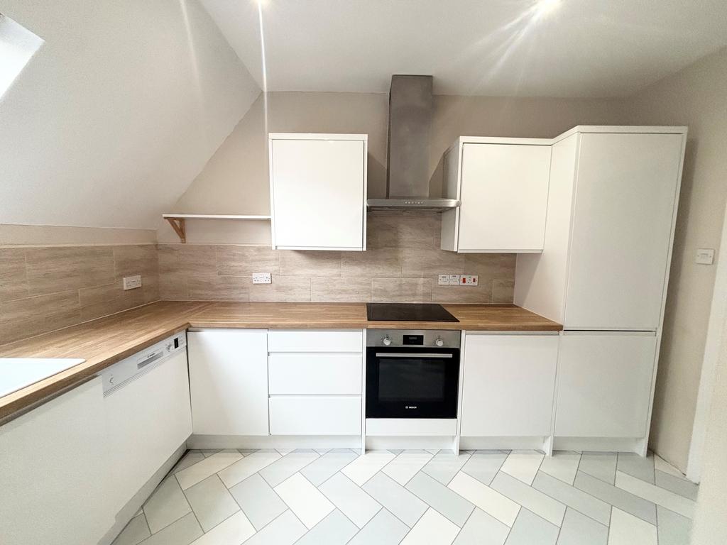 Apartment in Bristol - View 2