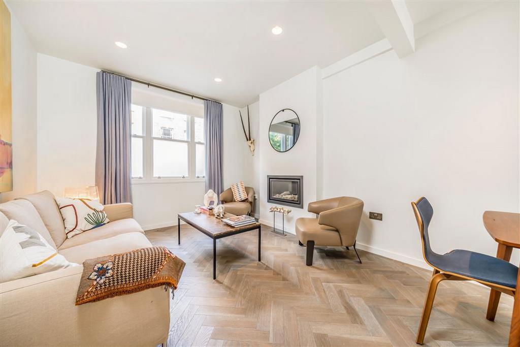 House in London - View 3