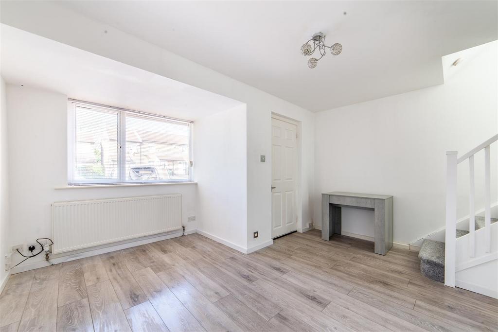House in Newcastle Upon Tyne - View 2