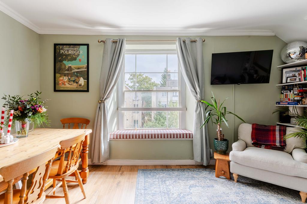 Apartment in Bristol, Stokes Croft, Cotham - View 3