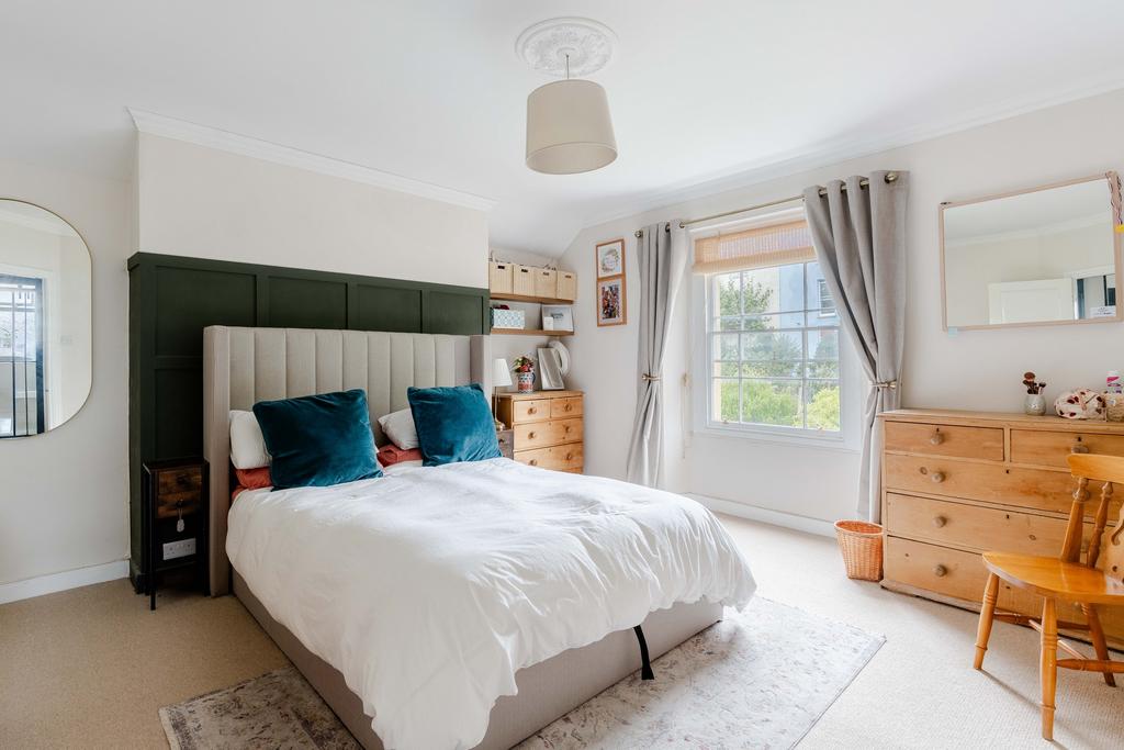 Apartment in Bristol, Stokes Croft, Cotham - View 5