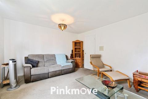 2 bedroom flat for sale, Buttermere Way, Newport NP19