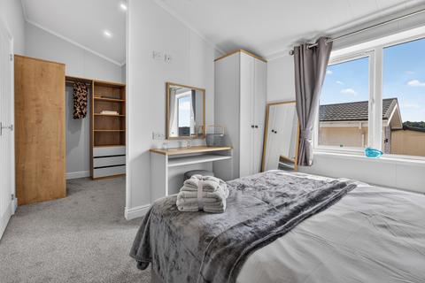 2 bedroom retirement property for sale, 51 East Court Steps, Saltmarshe Castle, Hereford, HR7