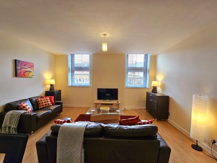 Apartment in Leeds - View 2
