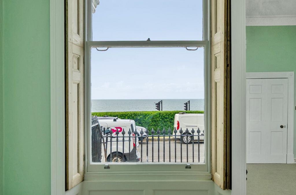 Apartment in Brighton - View 2