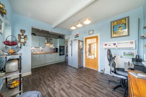 3 bedroom semi-detached house for sale, York Place, Newburgh, KY14