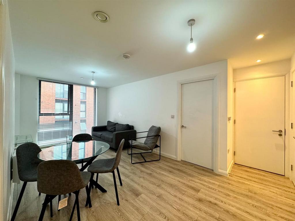 Apartment in Birmingham, Rea Valley, Digbeth - More