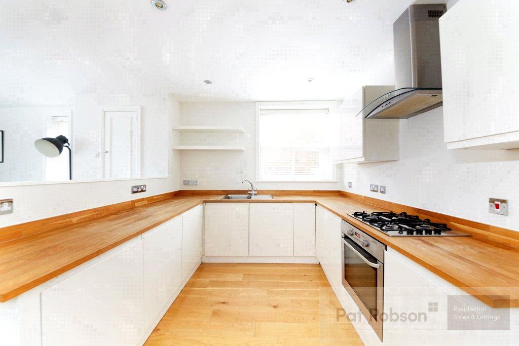 Apartment in Newcastle Upon Tyne - View 2