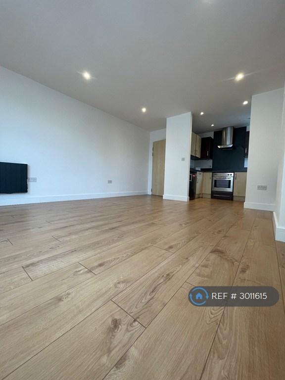 Apartment in Cardiff - View 4