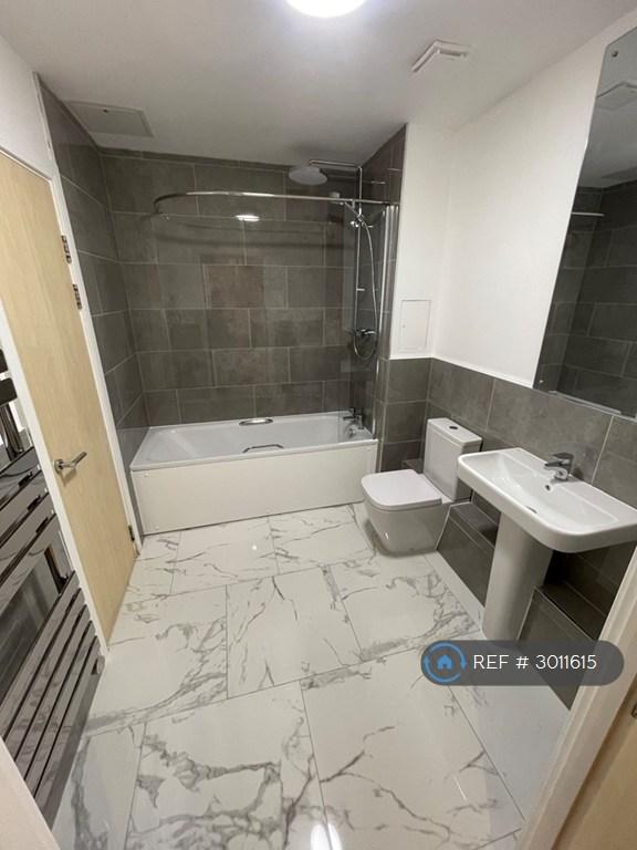 Apartment in Cardiff - View 5