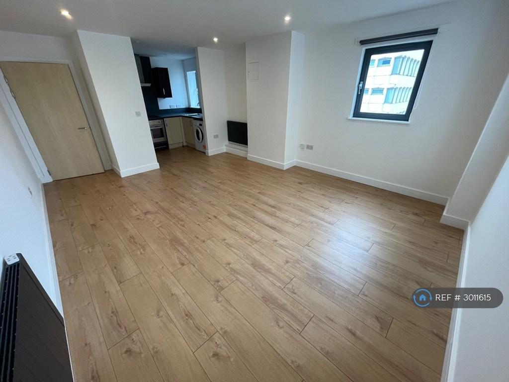 Apartment in Cardiff - More